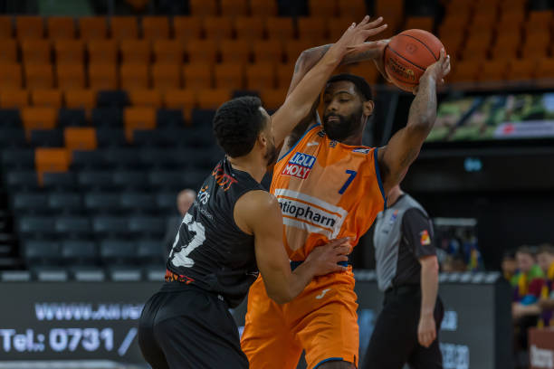 你需要我继 你需要我继