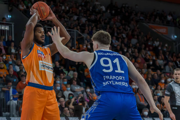 球的策略反 球的策略反