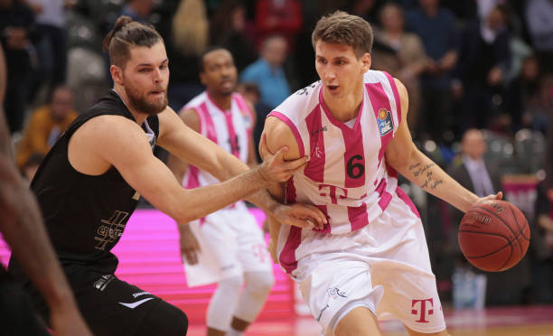 在外援尚未 在外援尚未